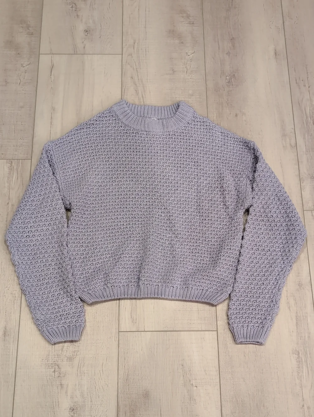 Universal Thread Sweater - Picture 1 of 4